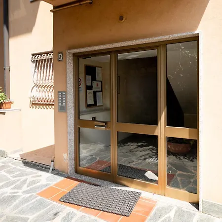 Guesthost - Terrace With Parking & Shared Pool Appartement Bordighera