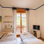Guesthost - Terrace With Parking & Shared Pool * بورديغيرا
